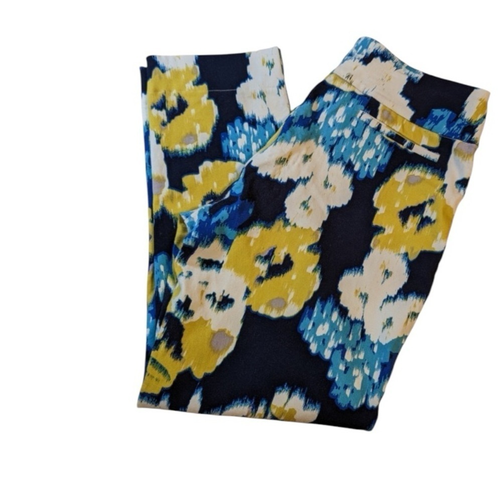 Lysse Flower Bunch Ankle Pants - Picture 3 of 9